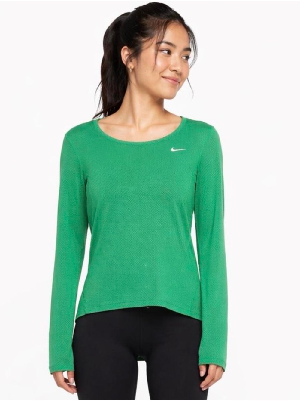 Nike Women’s Long Sleeve Green Crew Neck Top